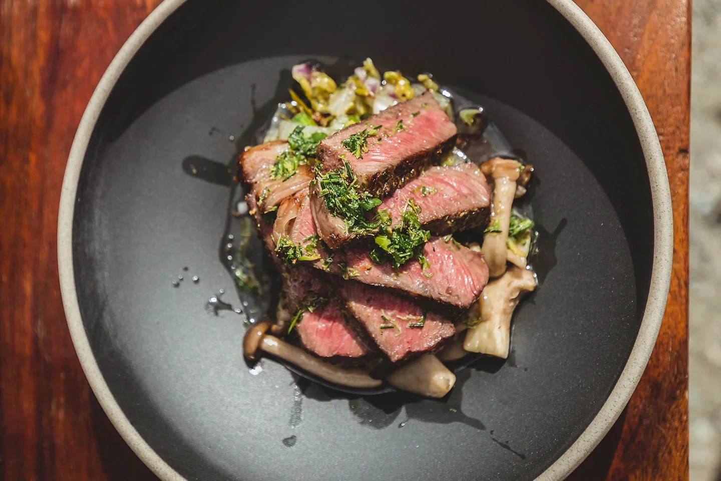 Les Stroud_s Wild Harvest - 205 - Sitka Steak & Cabbage Salad 3 (Kossowan)_sq